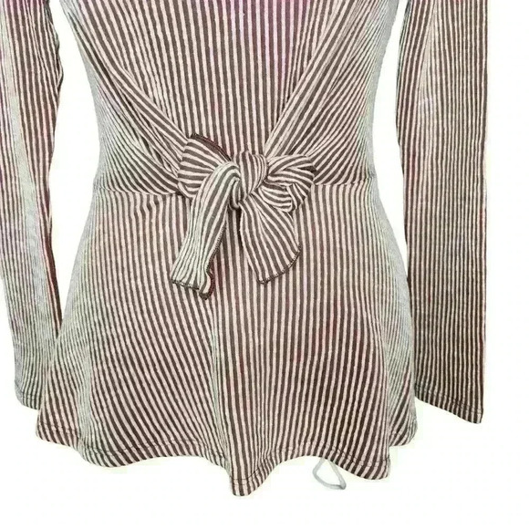 Caution to the wind women's striped peplum blouse size XS - Picture 2 of 6